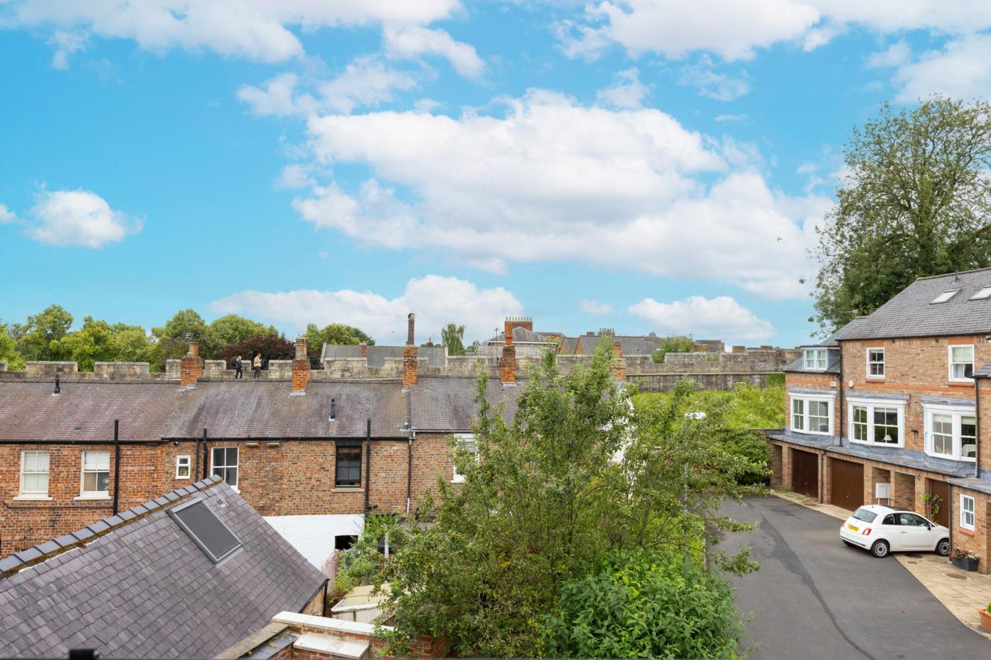 Micklegate House Modern Comfort In Historic York Exterior photo